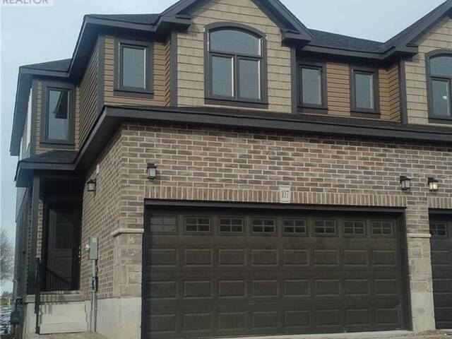 107 LINKS Crescent Woodstock Ontario