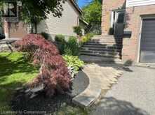 588 WILLOW Road Guelph