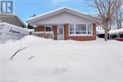 136 DUNSMERE Drive Kitchener