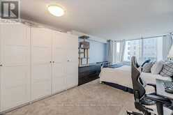 35 GREEN VALLEY Drive Unit# 1204 Kitchener