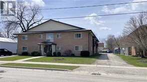 470 ELIZABETH Street E Listowel