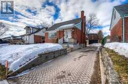 301 HIGHLAND Road E Kitchener