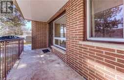 30 AVALON Place Unit# 108 Kitchener