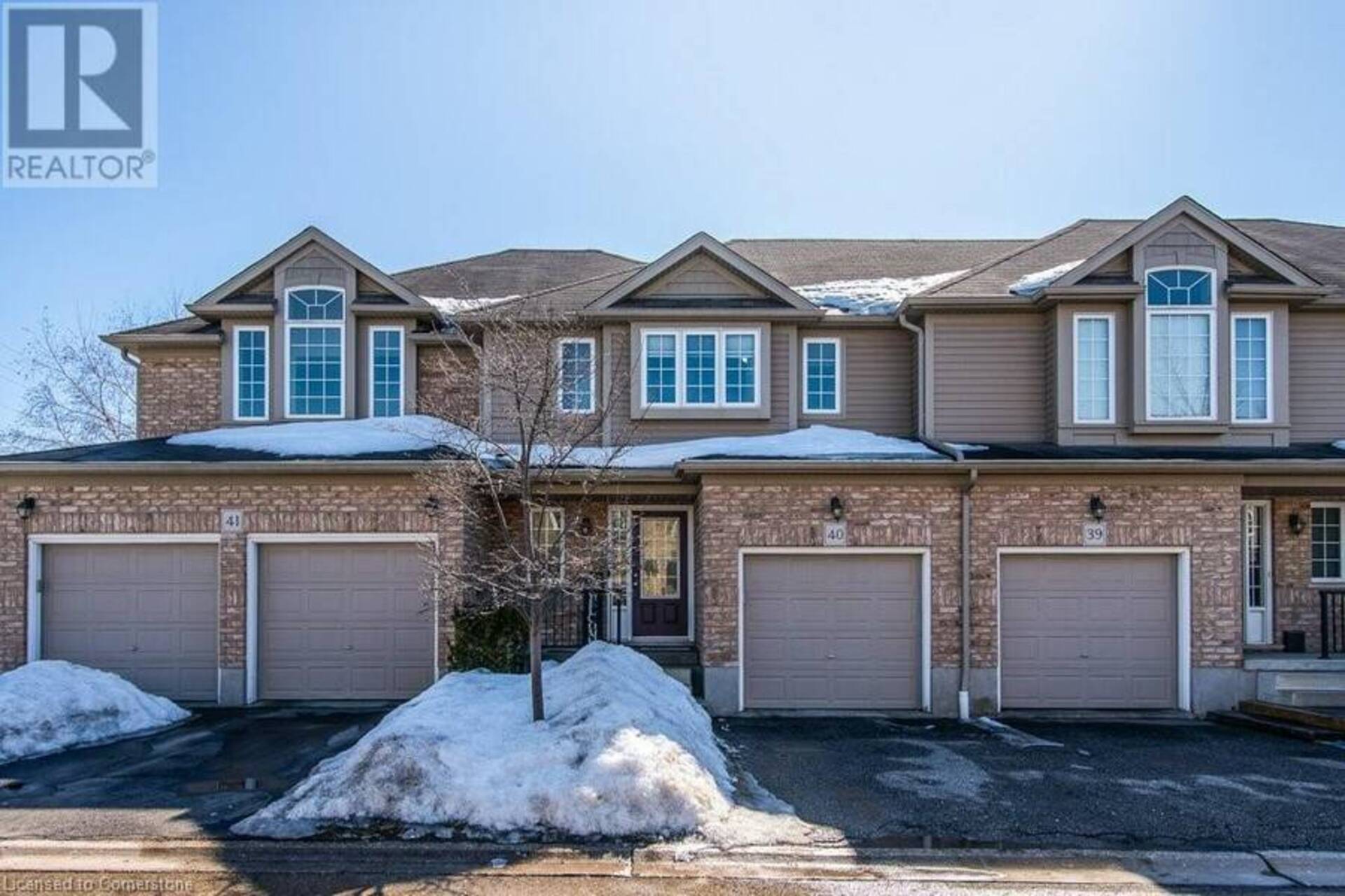 555 CHABLIS Drive Unit# 40 Waterloo