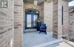 60 HORSESHOE Crescent Breslau