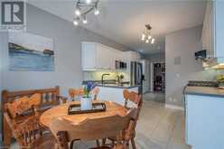 900 DOON VILLAGE Road Unit# 12 Kitchener