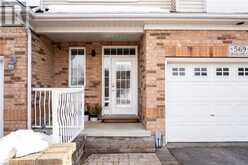 569 GRASSLANDS Court Waterloo