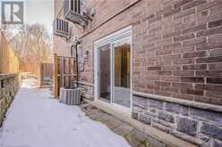 122 COURTLAND Avenue E Unit# 11 Kitchener