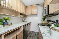 75 HAZELGLEN Drive Unit# 308 Kitchener