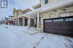 203 CARRIAGE Way Waterloo