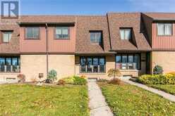 130 KINGSWOOD Drive Unit# 33 Kitchener