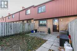 130 KINGSWOOD Drive Unit# 33 Kitchener