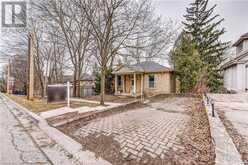 62 QUEEN Street Guelph