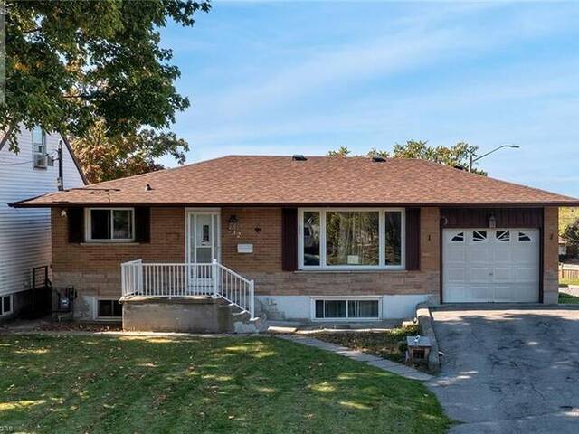 532 MONTRAVE Avenue Oshawa Ontario