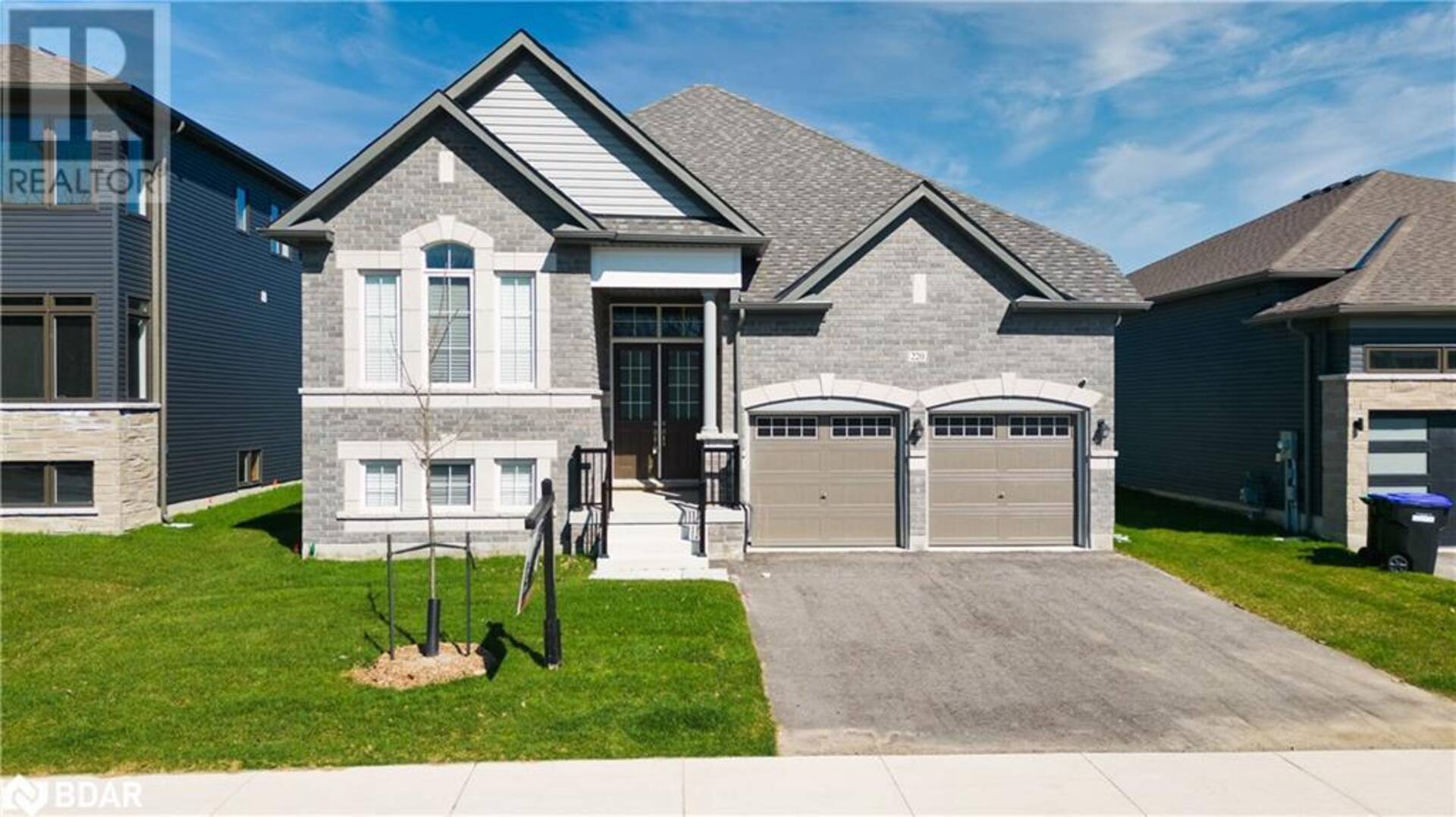 220 RAMBLEWOOD Drive Wasaga Beach