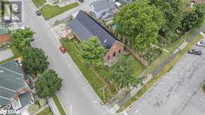 11 PEEL Street Penetanguishene