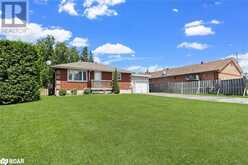 8 ROBINSON Road Elmvale