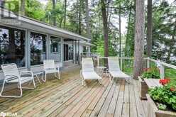 1 ISLAND SHAW Muskoka