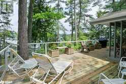 1 ISLAND SHAW Muskoka