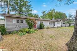 6 CARRUTHERS Street S Wasaga Beach