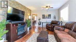 4 BROWN WOOD Drive Barrie