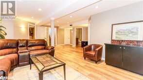 4 BROWN WOOD Drive Barrie