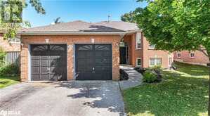 271 COLLEGIATE Drive Orillia