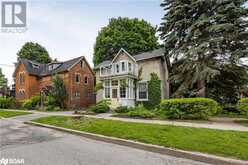 84 OWEN Street Barrie