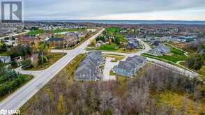 218 CROSSWINDS Boulevard Unit# 12 The Blue Mountains