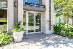 111 WORSLEY STREET Unit# 511 Barrie