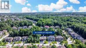 34 CAMELOT Square Barrie