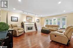 25 GRAND FOREST Drive Barrie