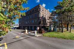 100 COLBORNE Street W Orillia