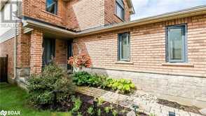 7 HEMLOCK Court Barrie