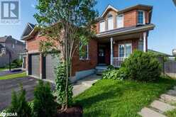 11 SOVEREIGN'S Gate Barrie