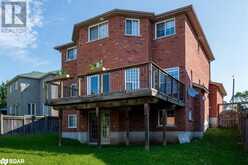 11 SOVEREIGN'S Gate Barrie