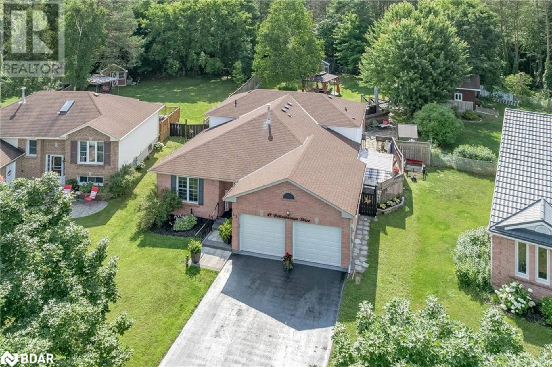 49 NOTTAWASAGA Drive Angus