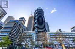 80 MARINE PARADE Drive Unit# 201 Etobicoke