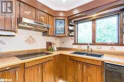 1512 SCARLETT Line Springwater