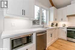 1841 MUSKOKA ROAD 118 W Unit# 8 Bracebridge