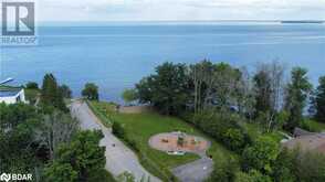 527 MAPLEVIEW Drive E Innisfil