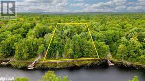 35 LITTLE LONG LAKE Road Rosseau