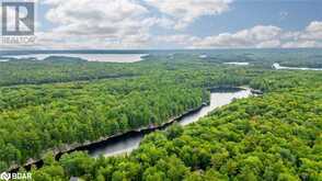 35 LITTLE LONG LAKE Road Rosseau