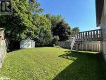 8 HICKLING Trail Barrie