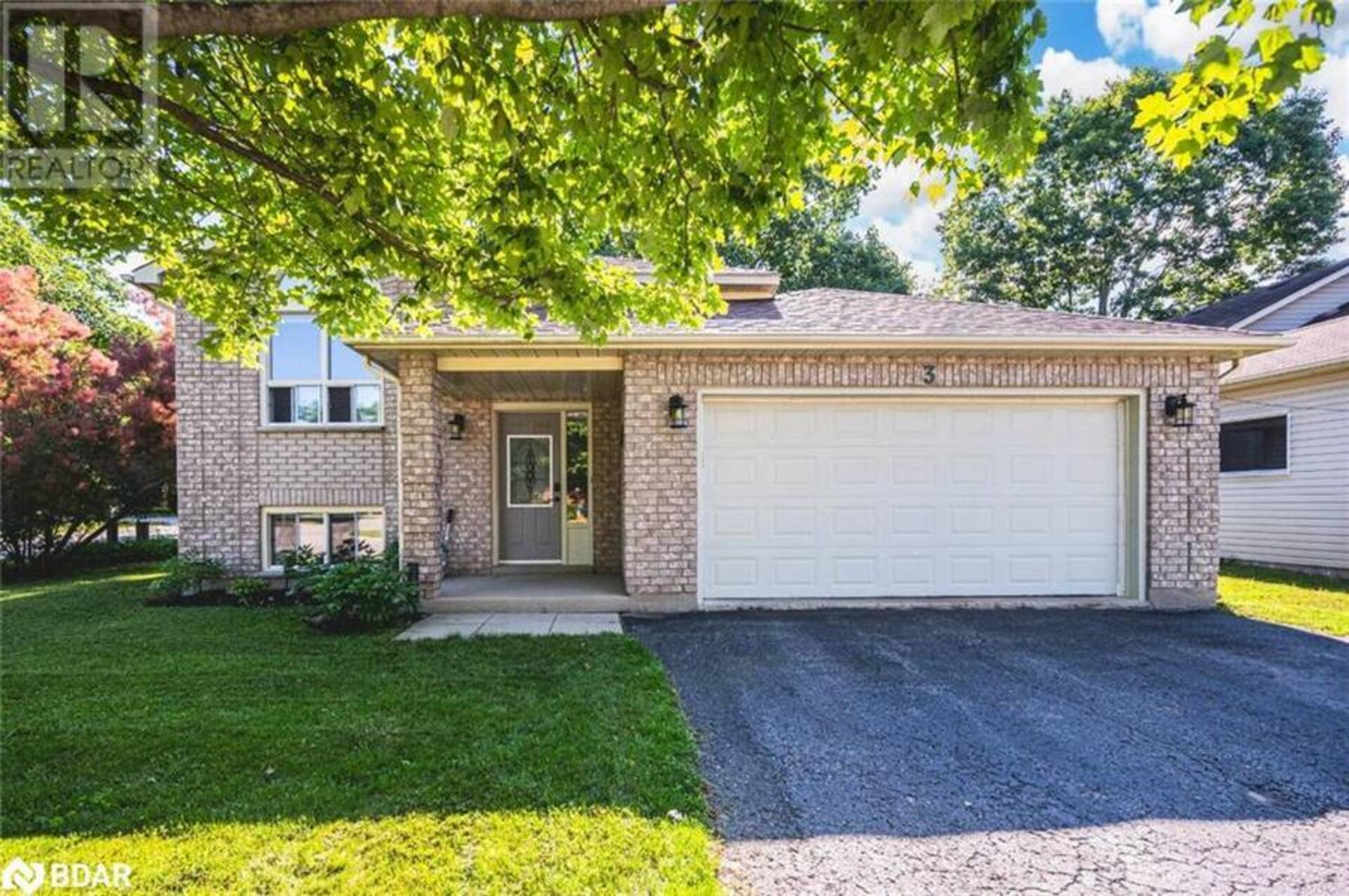 3 DONALD Crescent Wasaga Beach