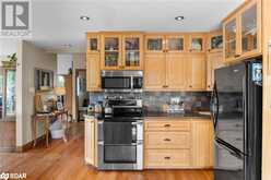 2819 OLD ORCHARD Road Utopia