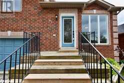 61 HOLLY MEADOW Road Barrie