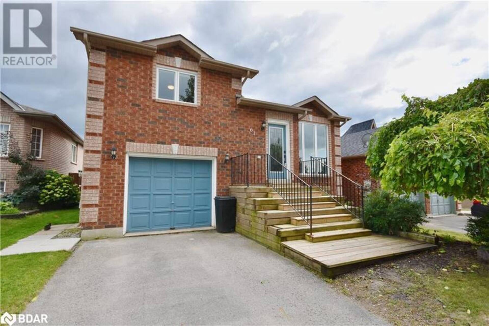 61 HOLLY MEADOW Road Barrie