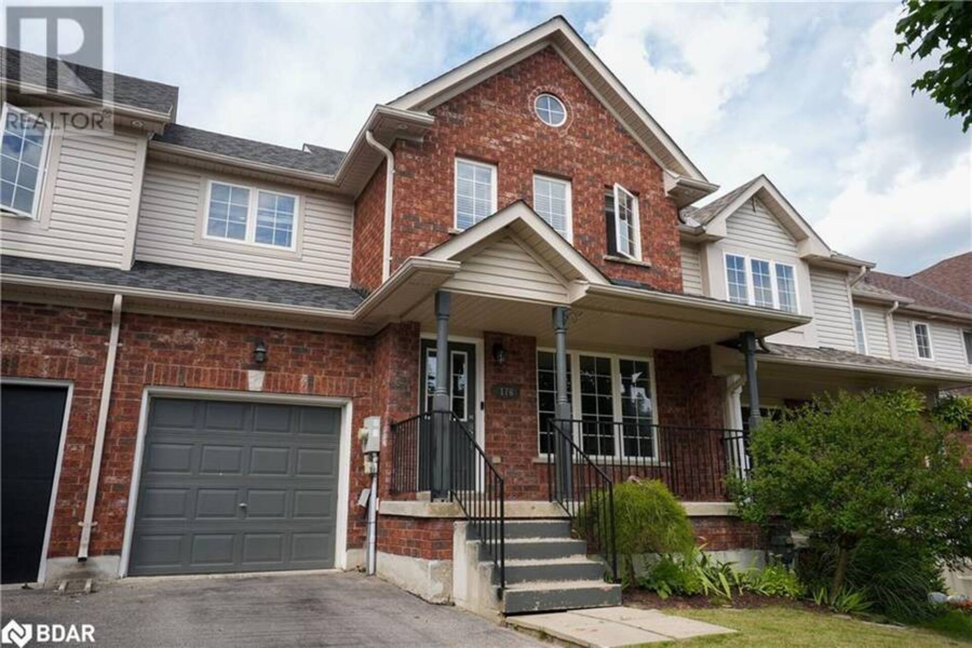 176 THRUSHWOOD Drive Barrie