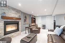 142 LIVINGSTONE Street W Barrie